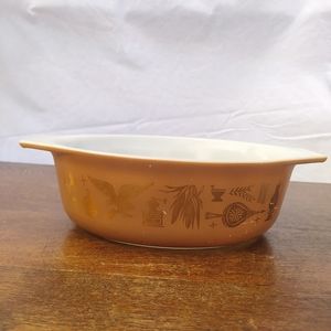 Pyrex Early American oval casserole 045